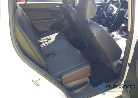 2020 Volkswagen Tiguan 2.0T Se/2.0T Se R-Line Black/2.0T Sel from USA, damaged, VIN 3VV2B7AX8LM104486